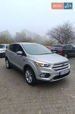 Позашляховик / Кросовер Ford Escape 2019 в Львові