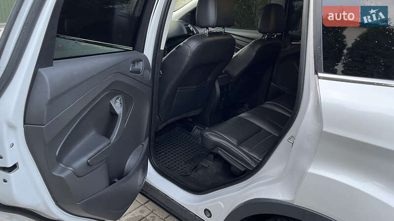 Внедорожник / Кроссовер Ford Escape 2015 в Львове