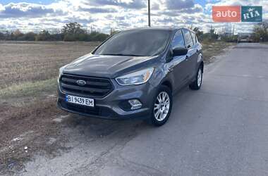 Позашляховик / Кросовер Ford Escape 2017 в Полтаві