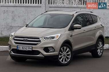 Позашляховик / Кросовер Ford Escape 2017 в Прилуках