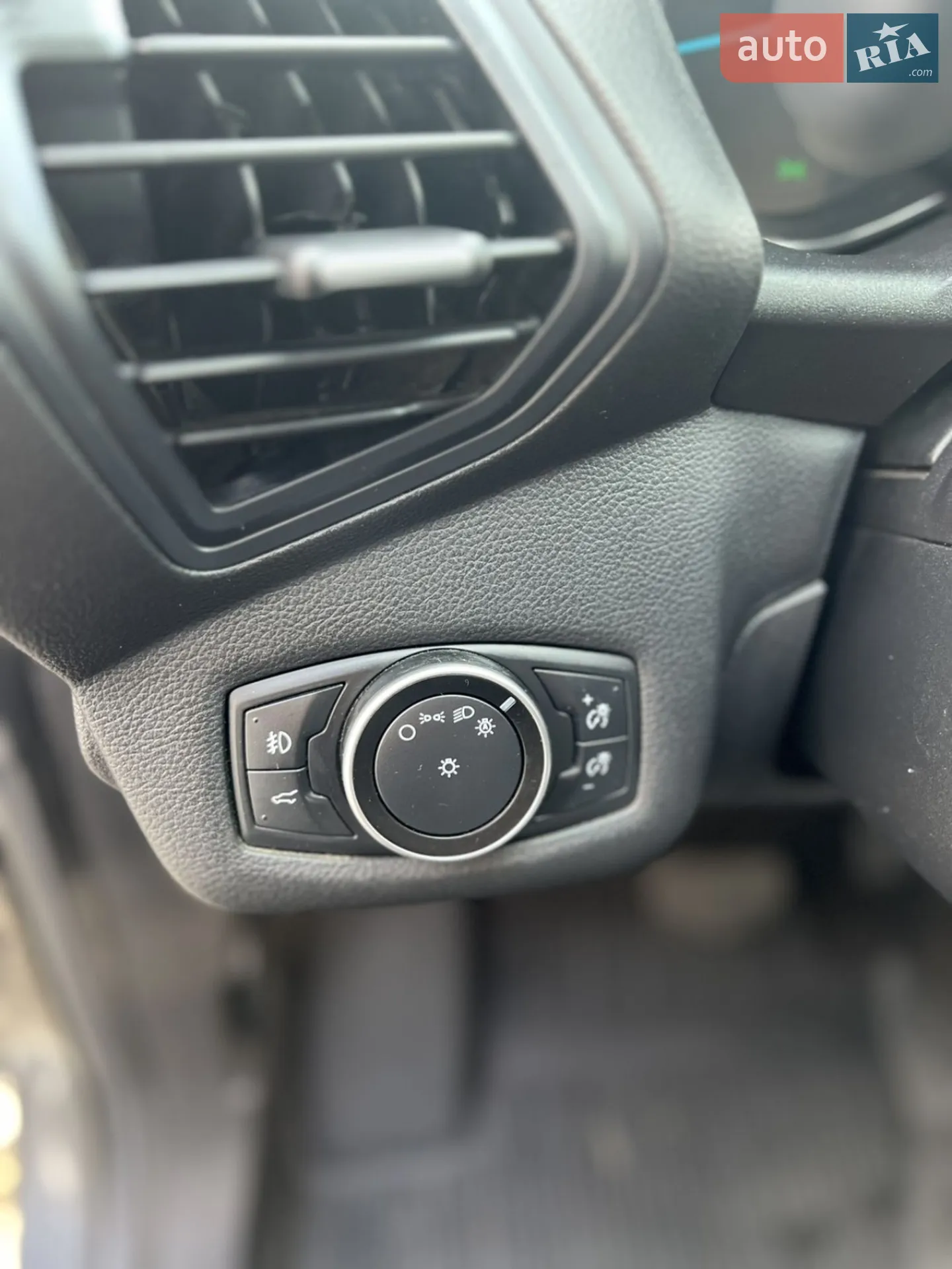 2018 Ford Escape - мініатюра 19