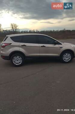 Позашляховик / Кросовер Ford Escape 2017 в Ізяславі