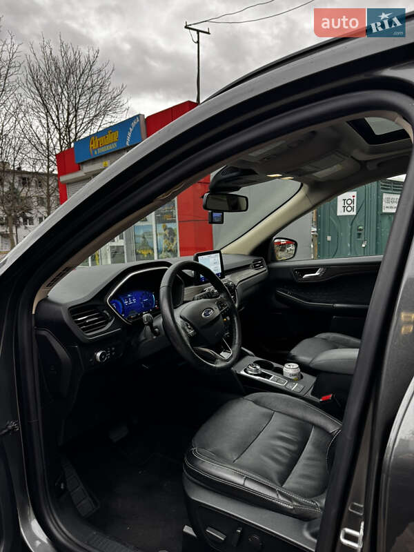 Позашляховик / Кросовер Ford Escape 2020 в Львові