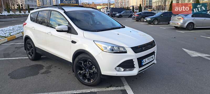 Внедорожник / Кроссовер Ford Escape 2015 в Киеве