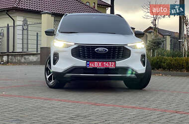 Внедорожник / Кроссовер Ford Escape 2023 в 