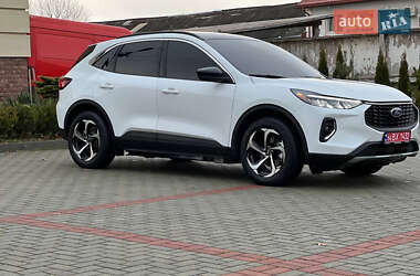 Внедорожник / Кроссовер Ford Escape 2023 в Львове