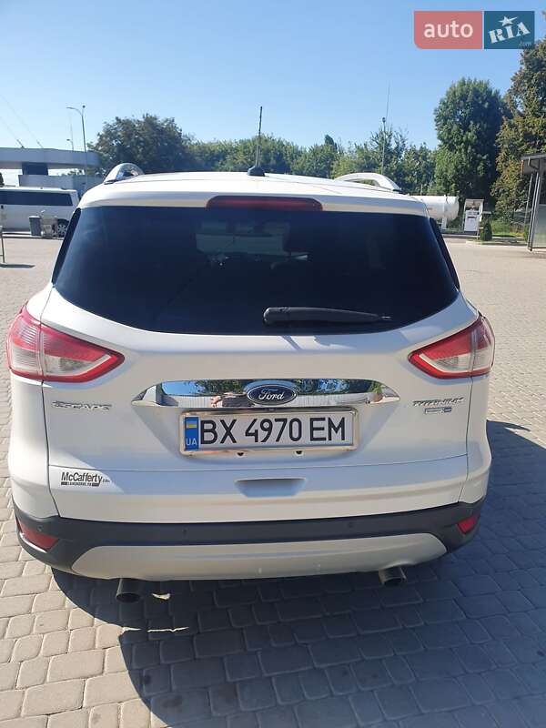 Внедорожник / Кроссовер Ford Escape 2013 в Староконстантинове