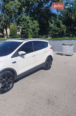 Внедорожник / Кроссовер Ford Escape 2013 в Староконстантинове