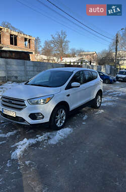 Внедорожник / Кроссовер Ford Escape 2016 в Киеве