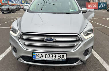 Внедорожник / Кроссовер Ford Escape 2018 в Киеве