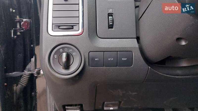 Внедорожник / Кроссовер Ford Escape 2012 в Днепре