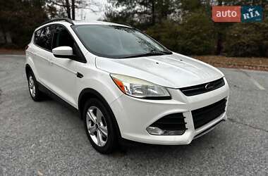 Внедорожник / Кроссовер Ford Escape 2014 в 