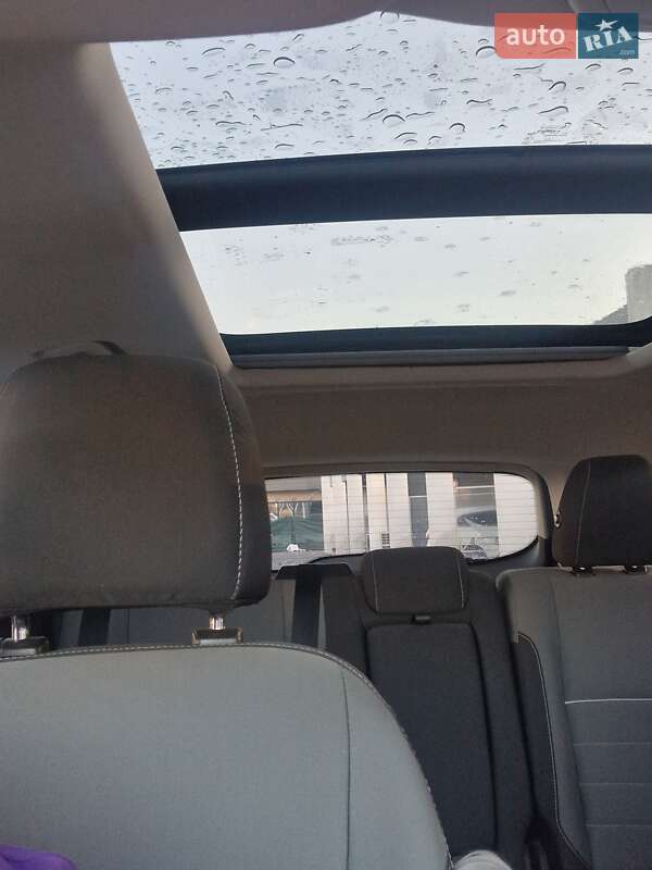 Внедорожник / Кроссовер Ford Escape 2015 в Днепре