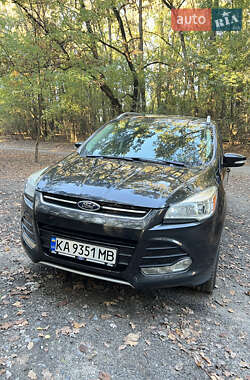 Позашляховик / Кросовер Ford Escape 2015 в Києві