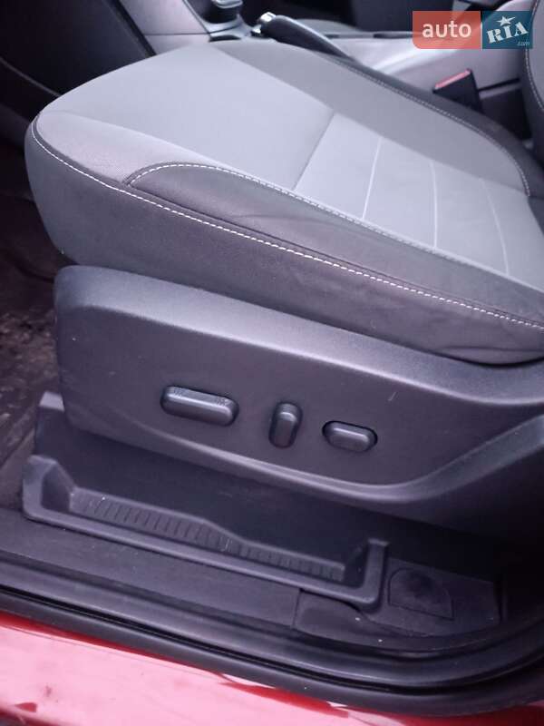 Внедорожник / Кроссовер Ford Escape 2013 в Днепре