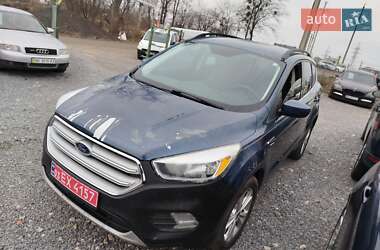 Позашляховик / Кросовер Ford Escape 2018 в Рівному