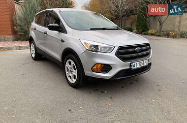 Внедорожник / Кроссовер Ford Escape 2017 в Киеве