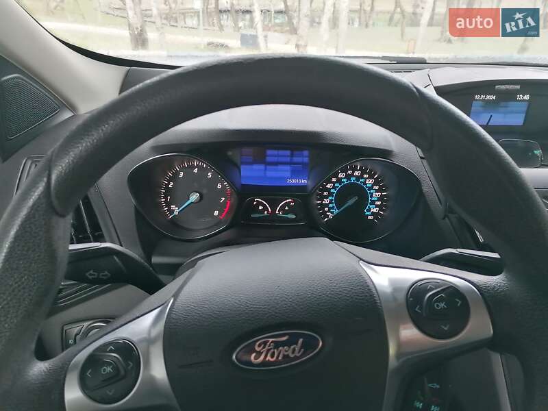 Внедорожник / Кроссовер Ford Escape 2012 в Киеве