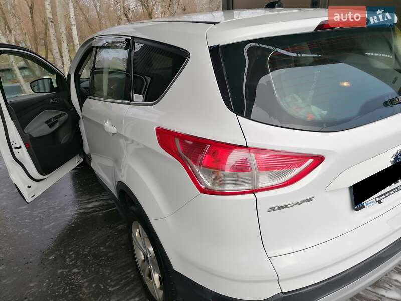 Внедорожник / Кроссовер Ford Escape 2012 в Киеве