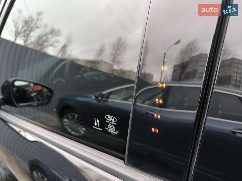 Внедорожник / Кроссовер Ford Escape 2021 в Павлограде