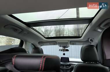 Внедорожник / Кроссовер Ford Escape 2021 в 
