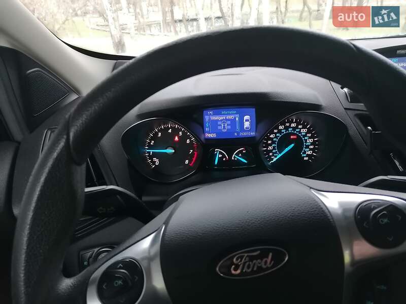Внедорожник / Кроссовер Ford Escape 2012 в Киеве