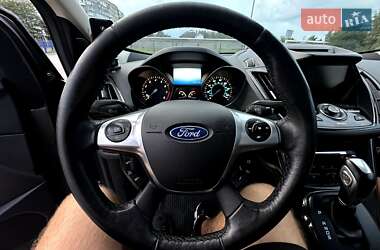 Позашляховик / Кросовер Ford Escape 2014 в Турці