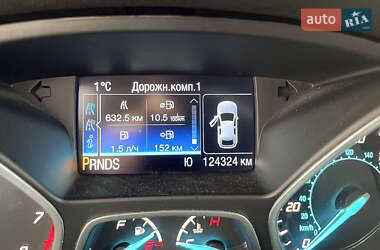 Внедорожник / Кроссовер Ford Escape 2015 в 