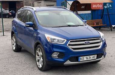 Позашляховик / Кросовер Ford Escape 2019 в Кам'янському