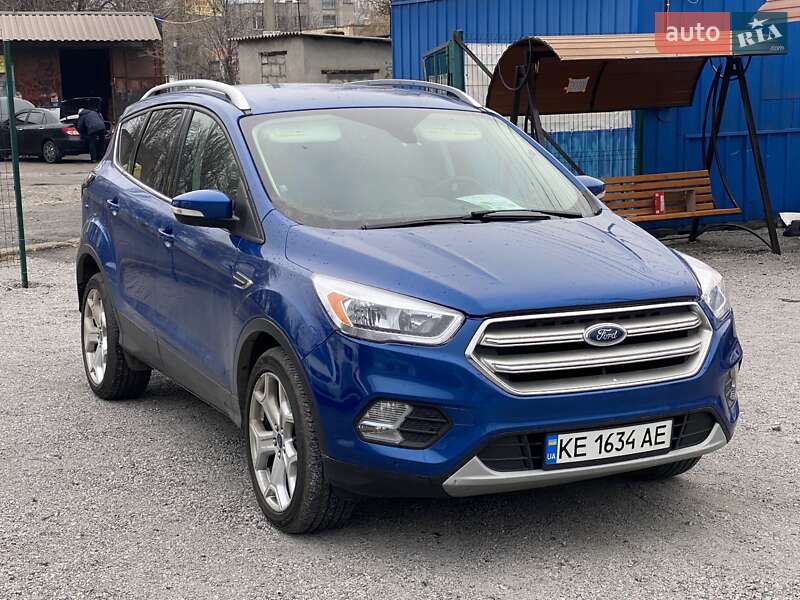 Позашляховик / Кросовер Ford Escape 2019 в Кам'янському