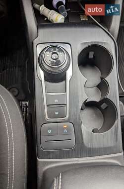 Внедорожник / Кроссовер Ford Escape 2023 в Здолбунове