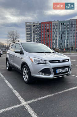 Внедорожник / Кроссовер Ford Escape 2015 в Киеве