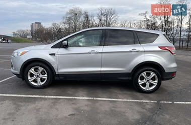 Внедорожник / Кроссовер Ford Escape 2015 в Киеве