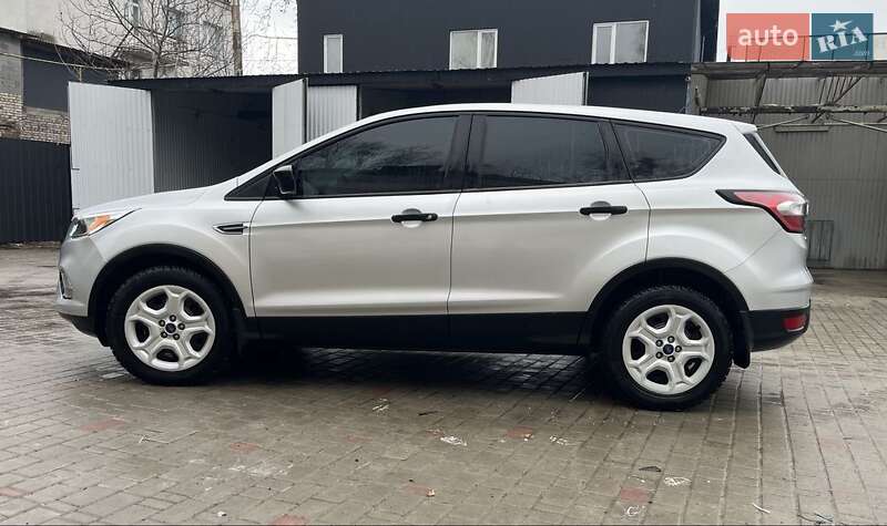 Позашляховик / Кросовер Ford Escape 2017 в Ізяславі