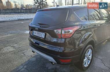 Внедорожник / Кроссовер Ford Escape 2016 в Киеве