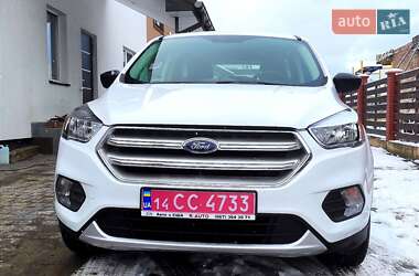 Позашляховик / Кросовер Ford Escape 2018 в Львові