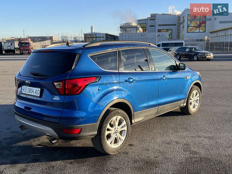 Внедорожник / Кроссовер Ford Escape 2018 в Днепре