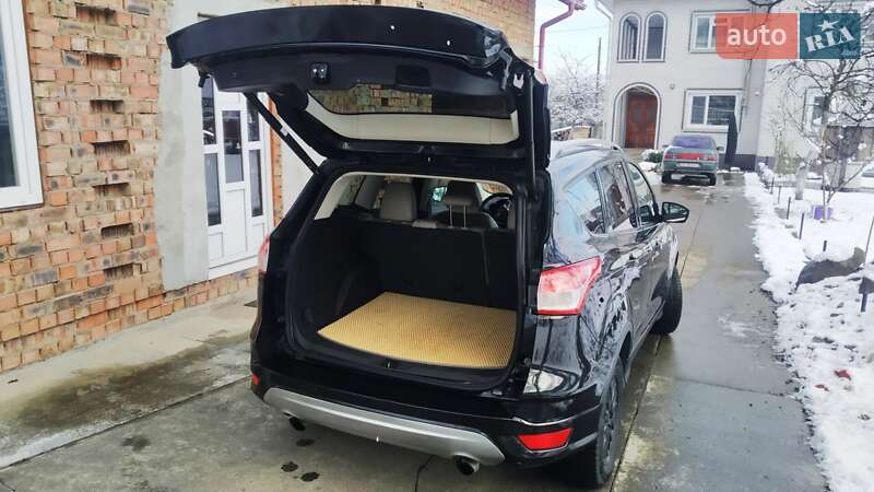 Внедорожник / Кроссовер Ford Escape 2015 в Косове фото 28 Внедорожник / Кроссовер Ford Escape 2015 в Косове