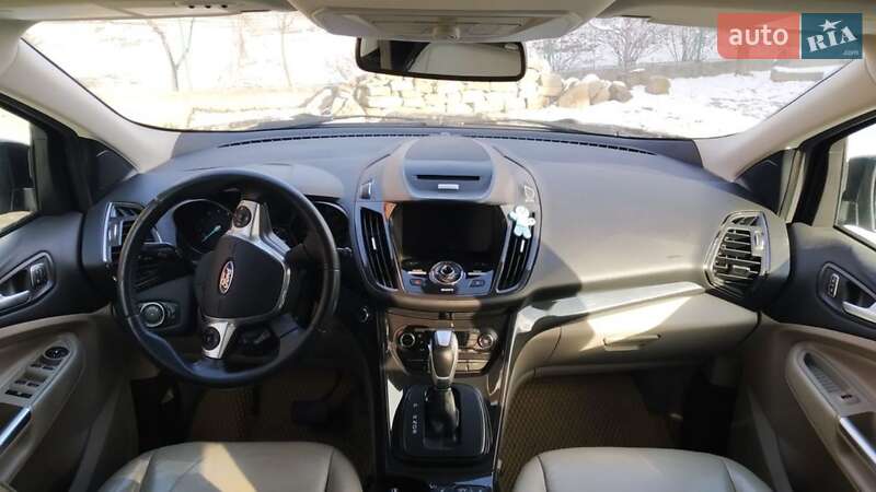 Внедорожник / Кроссовер Ford Escape 2015 в Косове фото 30 Внедорожник / Кроссовер Ford Escape 2015 в Косове