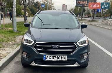 Позашляховик / Кросовер Ford Escape 2018 в Києві