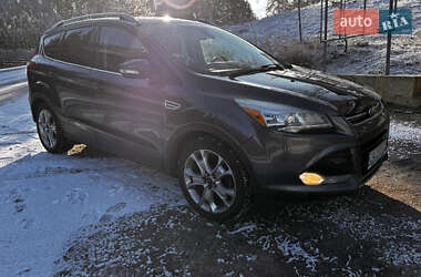 Внедорожник / Кроссовер Ford Escape 2014 в 