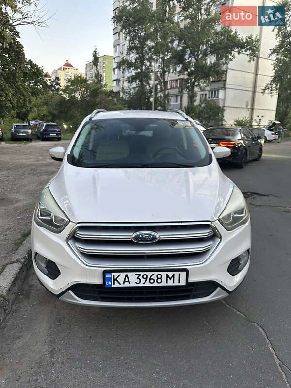 Ford Escape 2016