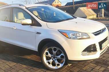 Внедорожник / Кроссовер Ford Escape 2016 в 