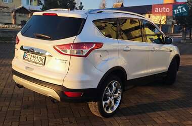 Внедорожник / Кроссовер Ford Escape 2016 в 