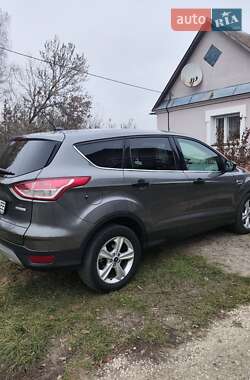 Внедорожник / Кроссовер Ford Escape 2013 в Кременце