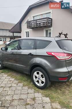 Внедорожник / Кроссовер Ford Escape 2013 в Кременце