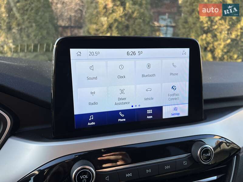 Позашляховик / Кросовер Ford Escape 2020 в Львові