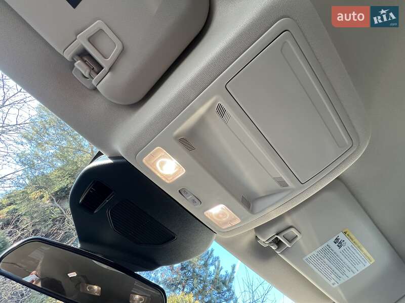 Позашляховик / Кросовер Ford Escape 2020 в Львові