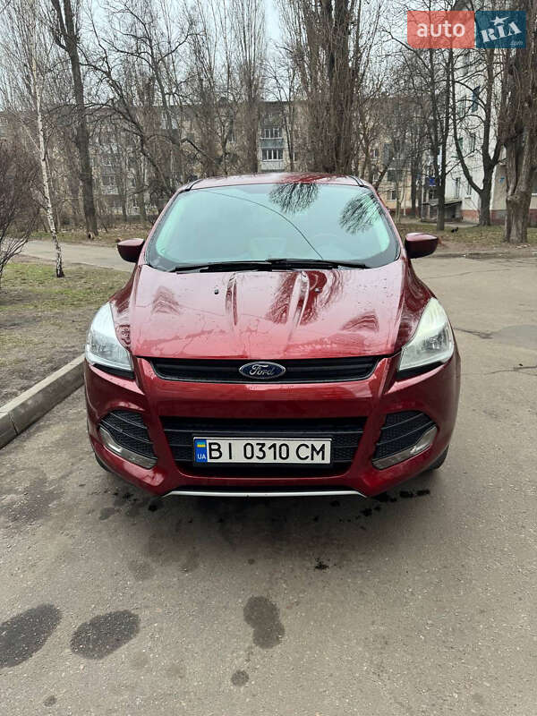 Внедорожник / Кроссовер Ford Escape 2015 в Кременчуге