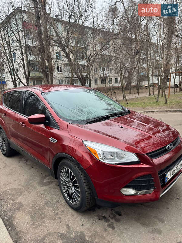 Внедорожник / Кроссовер Ford Escape 2015 в Кременчуге